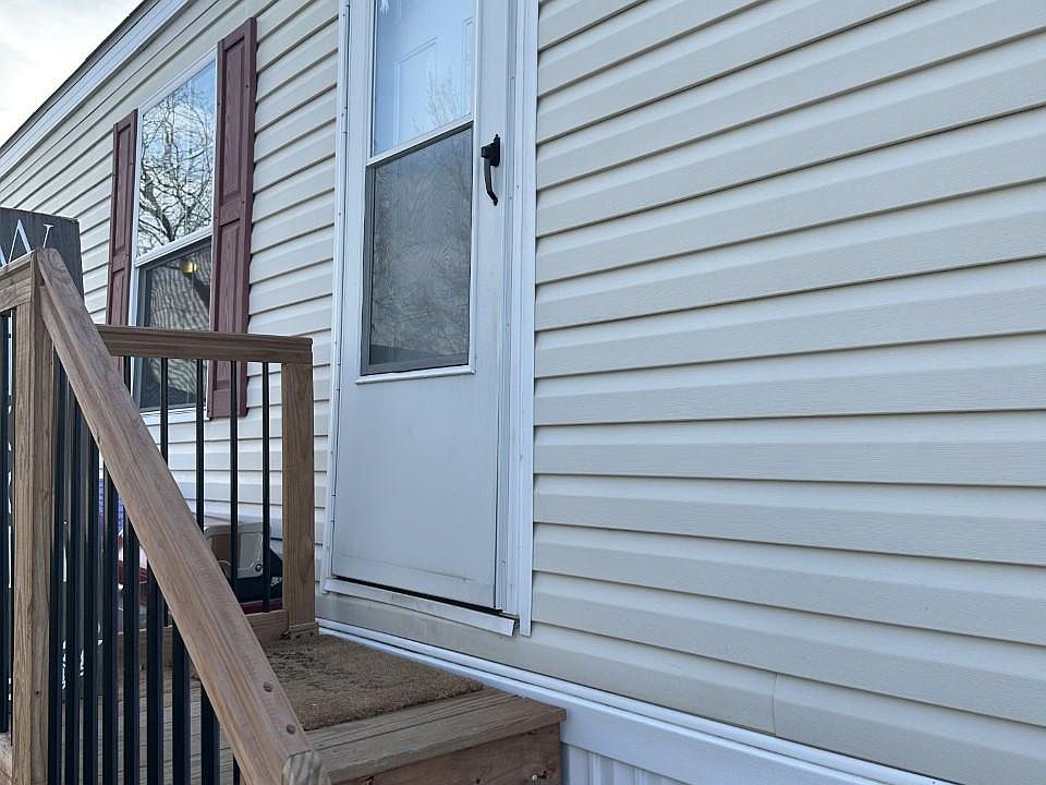 1st image of 108 Vevay Dr S