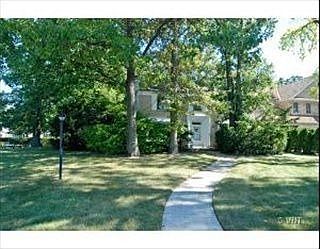 1st image of 6757 N Leroy Ave