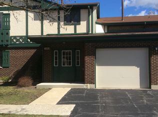 11661 S Matterhorn Cir APT 102, Palos Park, IL 60464