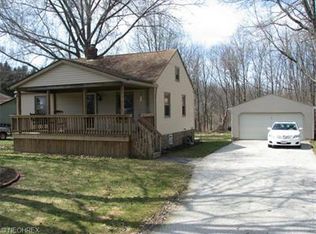 1122 Fenn Rd, Tallmadge, OH 44278