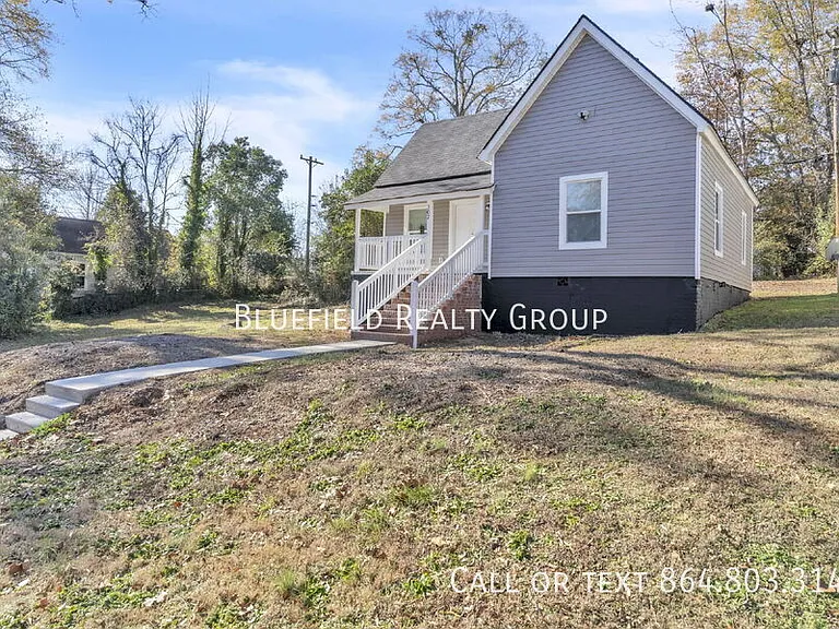 307 B St — Photo 2