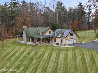 89 Dunsbach Ferry Rd, Cohoes, NY 12047