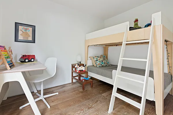 Sold by Compass | media 8
