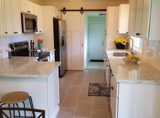 9808 Hipkins Rd SW, Lakewood, WA 98498