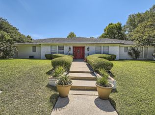 3721 Stoney Creek Rd, Fort Worth, TX 76116