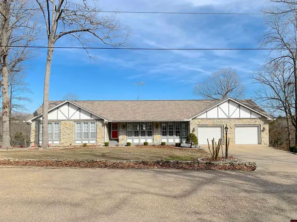 210 Baypoint Dr, Mountain Home, AR 72653
