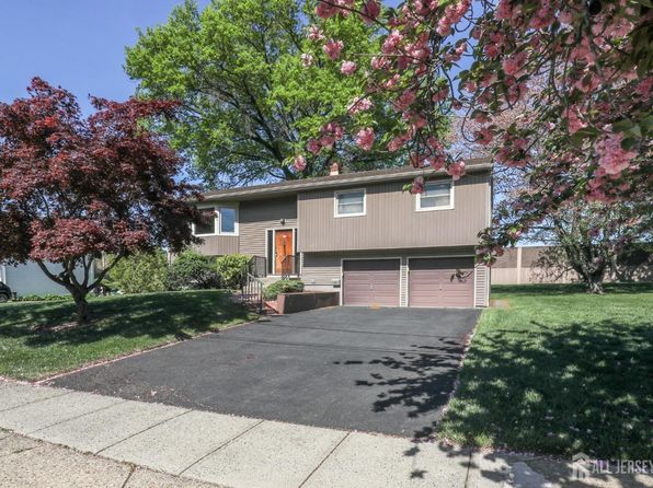 17 Wellington Rd, East Brunswick, NJ 08816