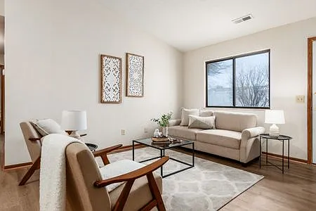 2400 Royal Meadow Ln — Photo 19