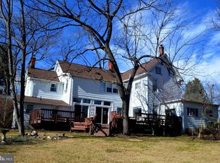 19520 Darnestown Rd, Beallsville, MD 20839