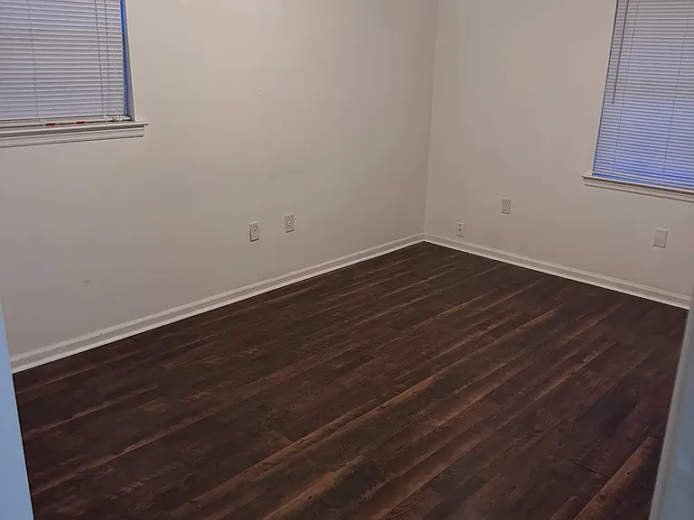 106 Middleton Dr — Photo 23