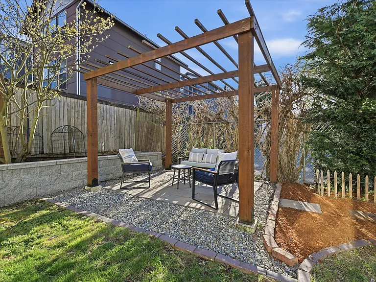 3557 S Hudson St — Photo 18