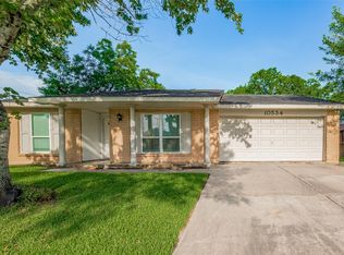 10534 Towne Square Rd, Sugar Land, TX 77498