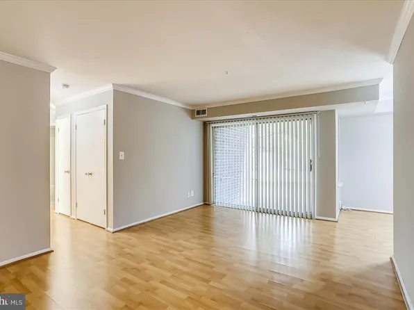 7915 Coriander Dr #1, Gaithersburg, MD 20879