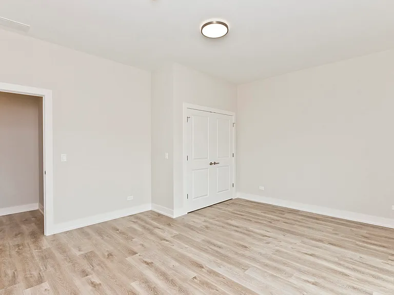 2725 N Ashland Ave #1S — Photo 4