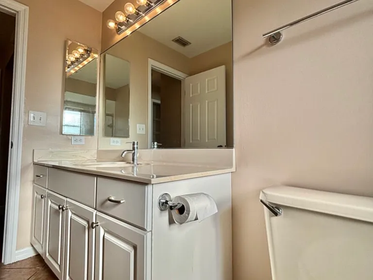 4343 SW Sands Blvd — Photo 60