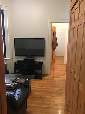 Rented by Warren T Real Estate Corp. | media 31