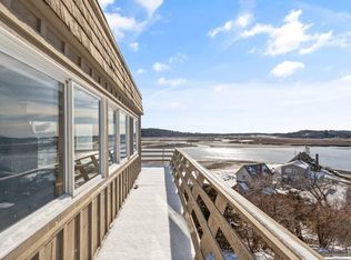 19 Middle Rd, Ipswich, MA 01938