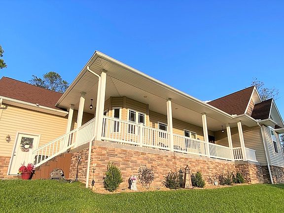 4th image of 266 Warwick Dr