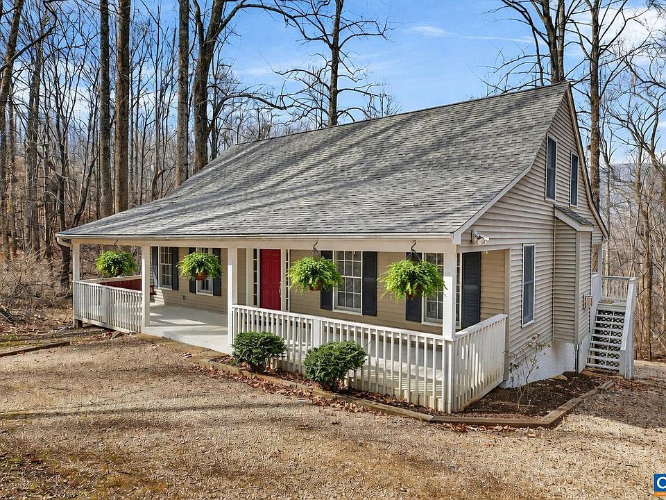 1st image of 9 Dogwood Ln