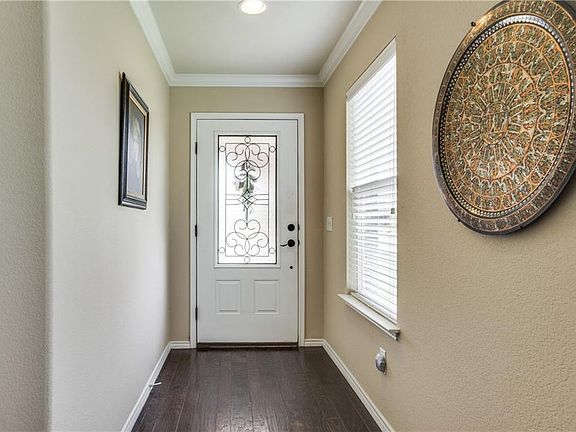 4th image of 7554 Kite Ln