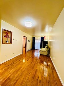 Roosevelt Ave UNIT L1, Flushing, NY, 11354