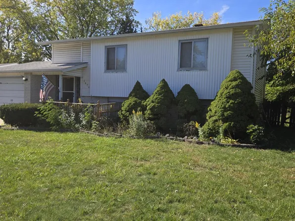 1474 Davine Dr, Glendale Heights, IL 60139