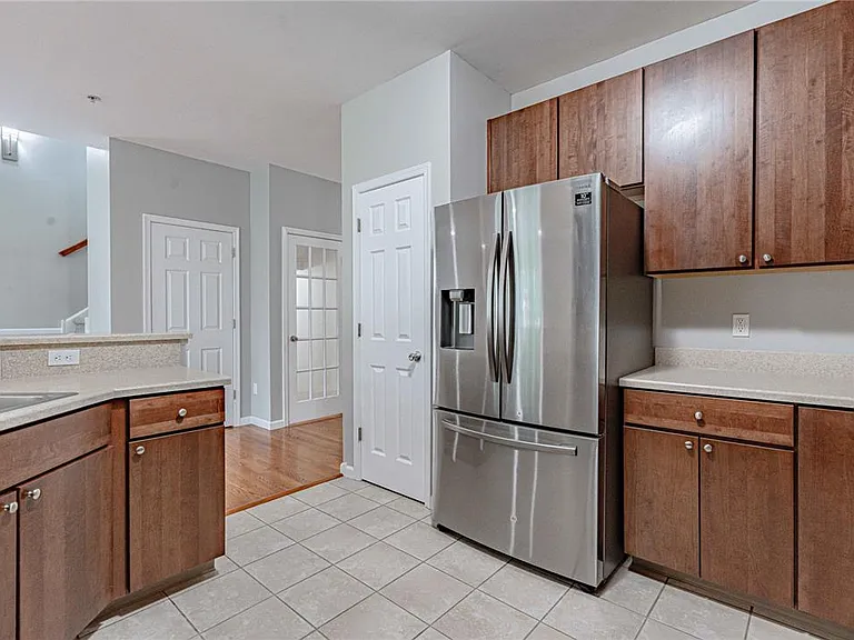 253 Milkweed Dr — Photo 10