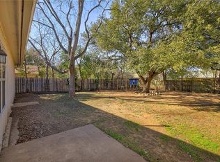 905 Ranch Rd, Georgetown, TX 78628