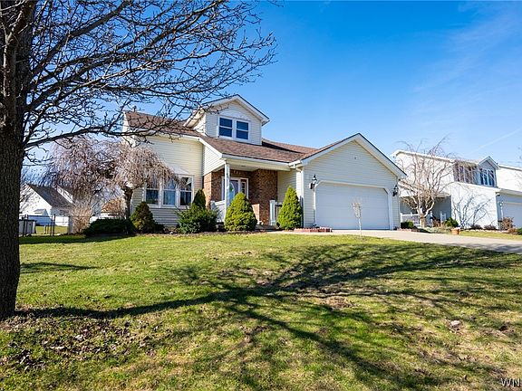 3rd image of 4746 Bay View Rd