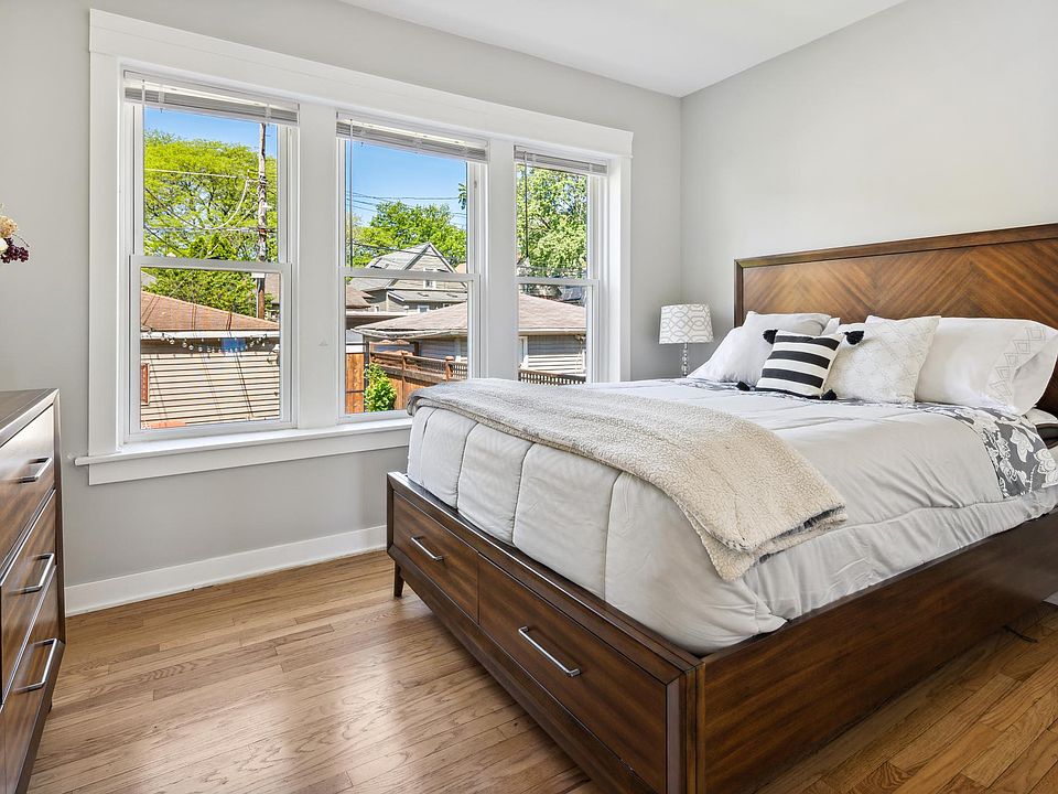 Bedroom overlooks garden