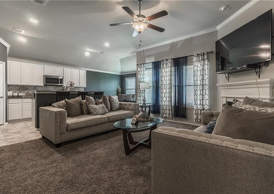 1st image of 4001 Indian Paintbrush Ln