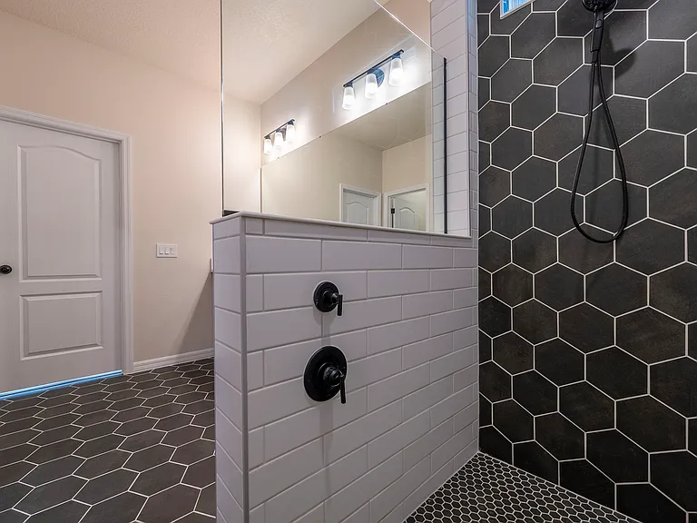 16966 Cedar Valley Cir — Photo 10
