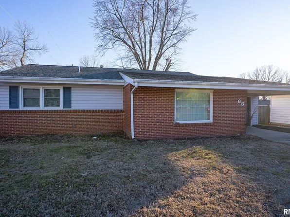 66 Dawn Dr, Springfield, IL 62702