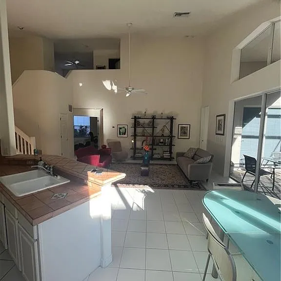 8824 Ventura Way — Photo 16