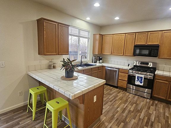 4th image of 4060 Culpepper Dr