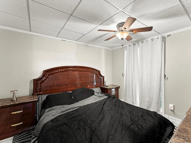 5785 Northside Dr — Photo 31