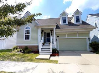 43112 Emerson Way, Novi, MI 48377