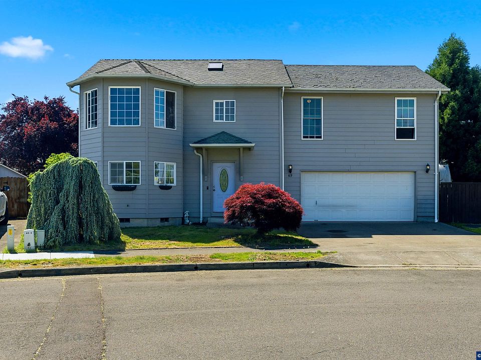 1st image of 69 Oakway Pl