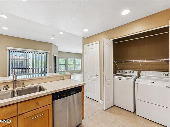 5th image of 21320 N 56th St Unit 2075