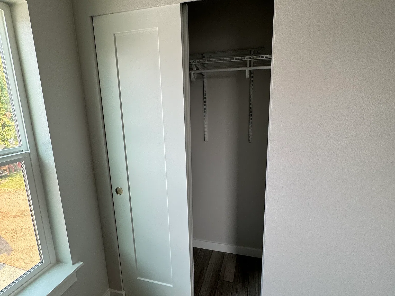 2 bed, 728 sqft, $2,000 — Photo 4