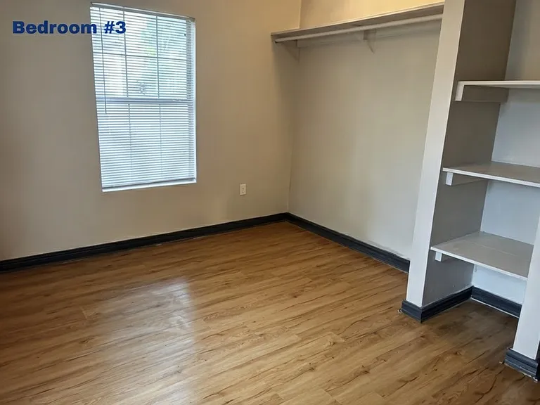 209 Hoskins Ave — Photo 9