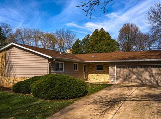 3110 Nightingale Ln, Middleton, WI 53562