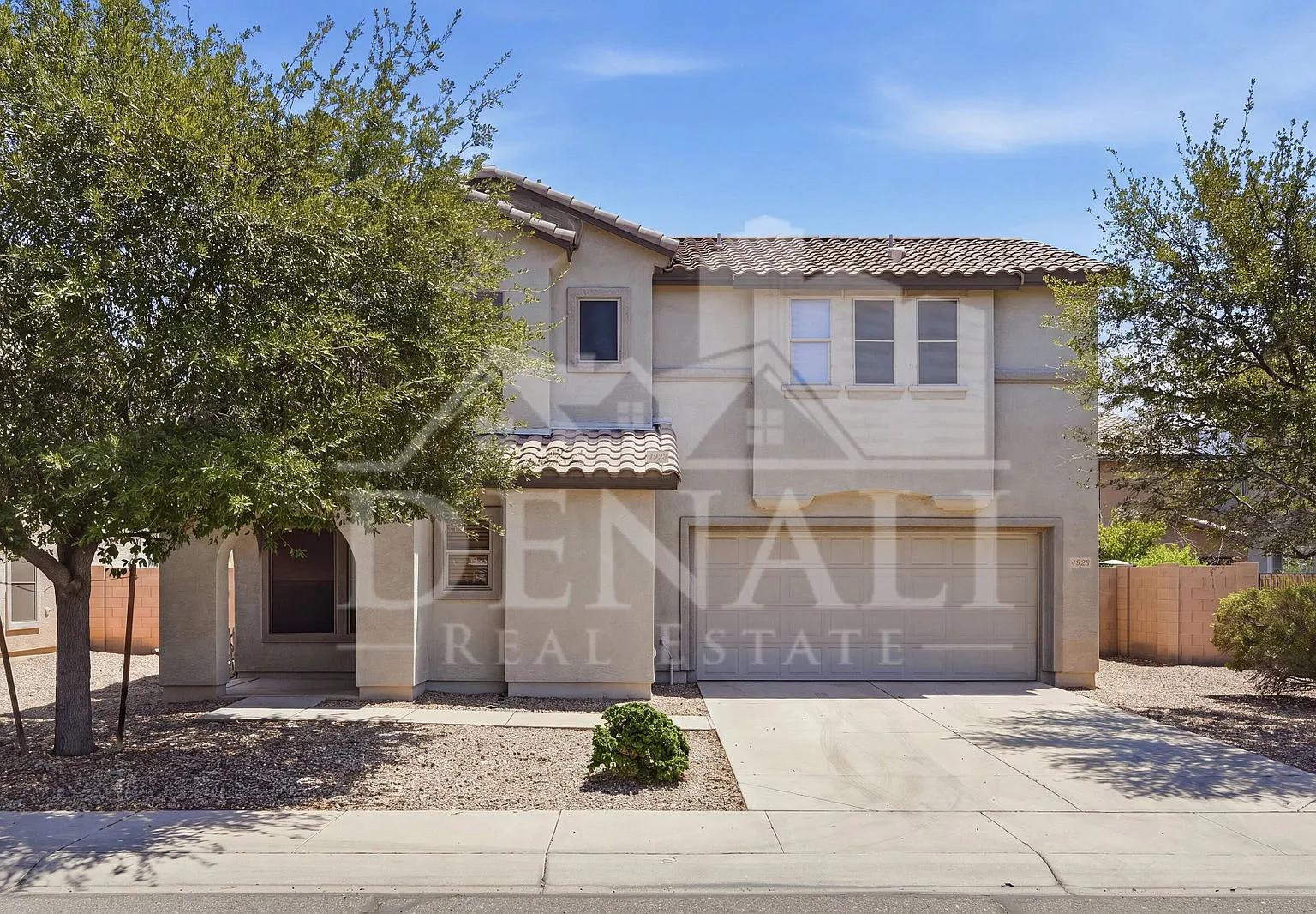 3 bed, 2.5 bath, 1602 sqft, $1,895 — Photo 1
