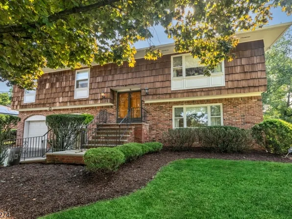22 Ralph Rd, West Orange Twp., NJ 07052