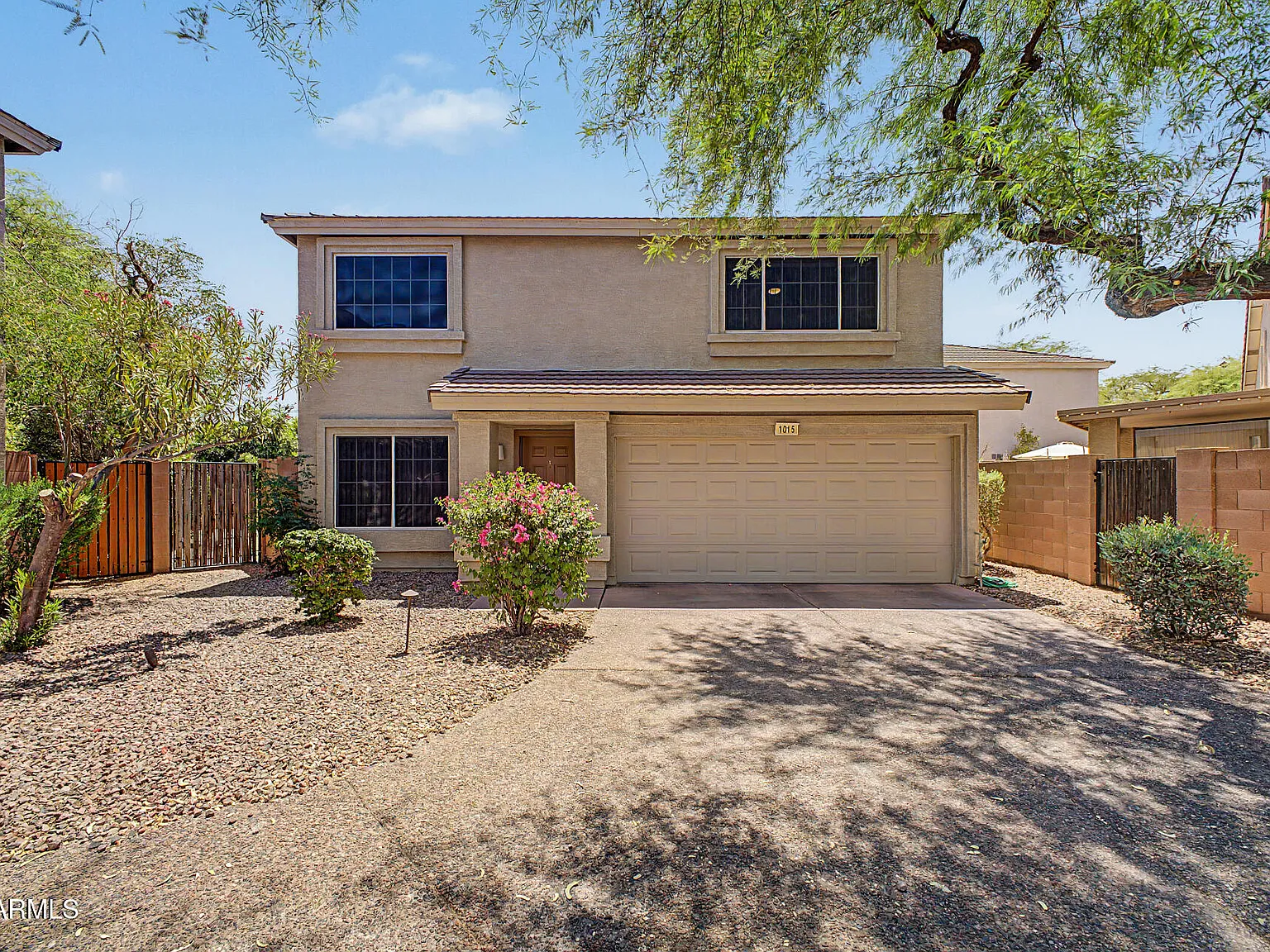 3 bed, 2.5 bath, 1453 sqft, $2,825 — Photo 2