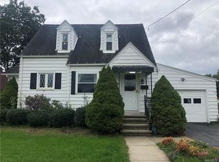 84 W Court St, Warsaw, NY 14569