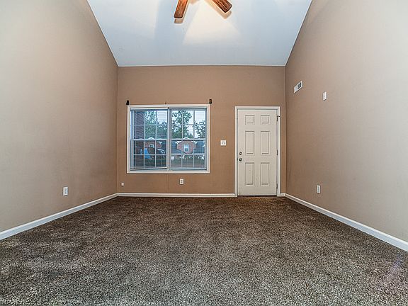 4th image of 114 Nancy Dr