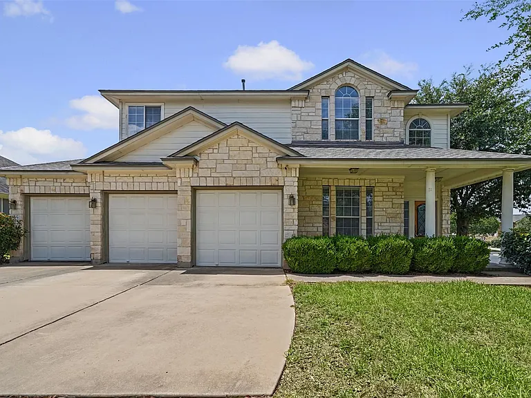 15417 Staked Plains Loop — Photo 2
