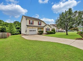 1445 Buchanon Dr, Clarksville, TN 37042