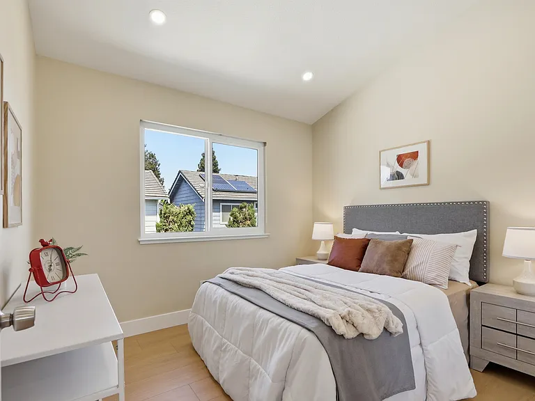 1290 Notting Hill Dr — Photo 15
